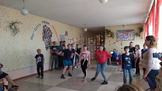 Танцевальный батл ГОУ 34 смотреть онлайн