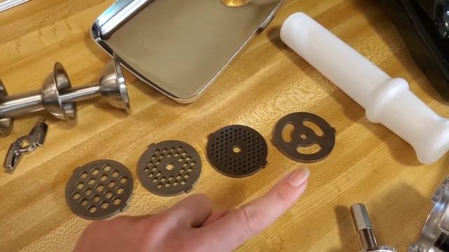 AMZCHEF 5 in 1 Slow Masticating Juicer with Slicer /Shredder, Meat Grinder, Snow Cone Maker смотреть онлайн