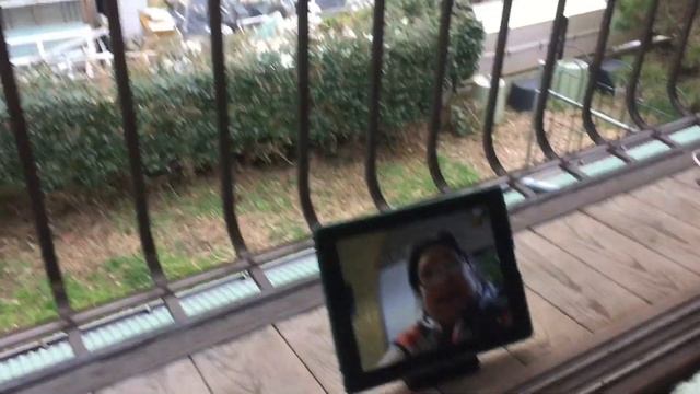 Наконец то застелила постель,но...поругалась с мамой. смотреть онлайн