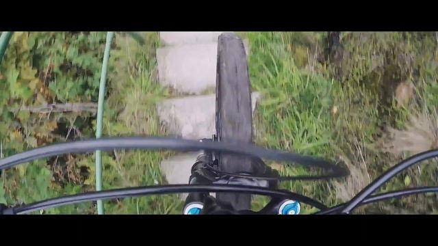 Mountainbiking in Trollhattan, Sweden смотреть онлайн