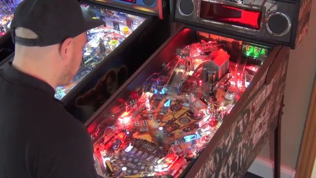 The Walking Dead Pro Pinball (Stern): How to get Multiball Tutorial смотреть онлайн