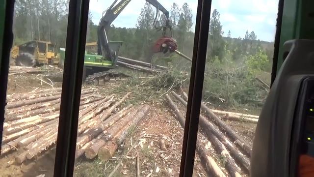 John Deere & Waratah, a deadly combination! смотреть онлайн