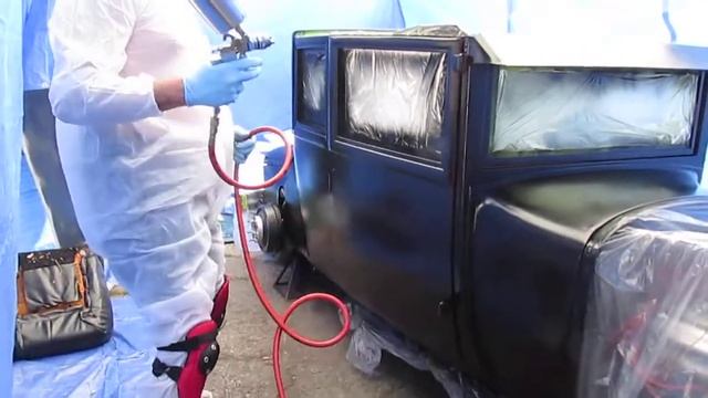 Painting the Rat Rod wearing the Latest Groovy Mod Painter's Outfit ! смотреть онлайн