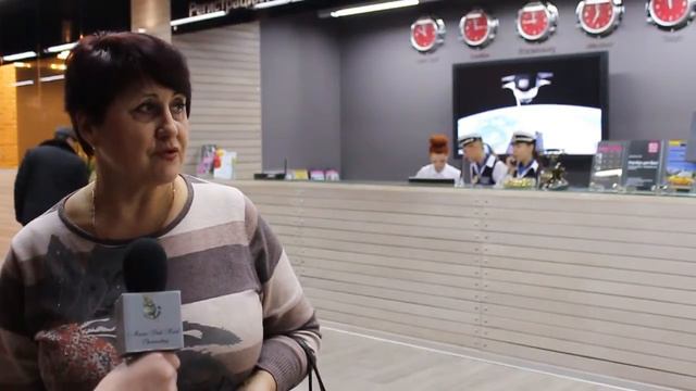 Гости Маринс Парк Отель Екатеринбург проявляют интерес к фильму ВИЙ 3D смотреть онлайн