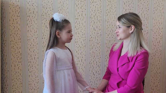 «Разговор мамы с дочкой» смотреть онлайн