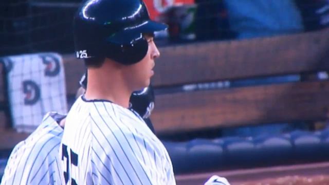 Mark Teixeira RBI Single vs Twins April 16th, 2012 смотреть онлайн