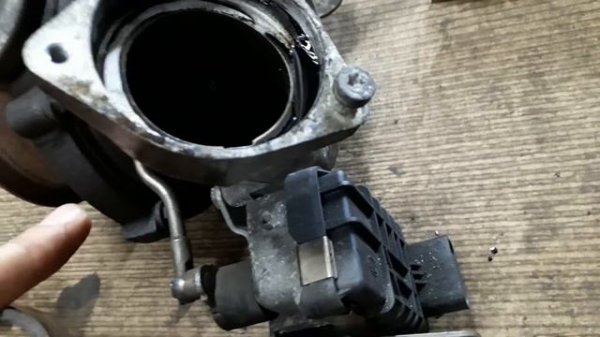 Снятие турбины на BMW 525d (E60/E61) M57N2 306D3