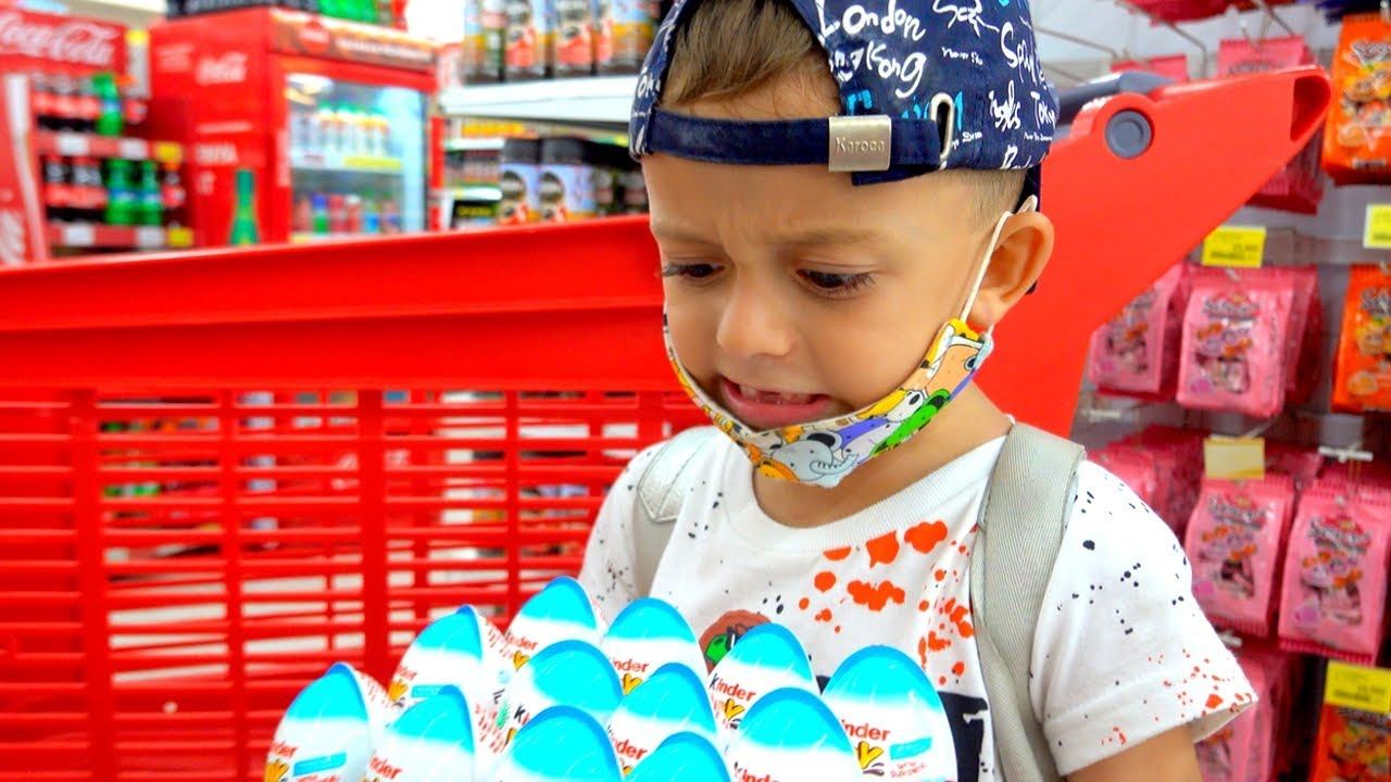 Марк играет с папой и мамой | Правила поведения для детей смотреть онлайн