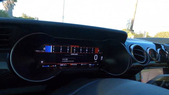 HOW TO DO ABSOLUTELY MASSIVE BURNOUT IN 2020 GT500!! SMOKE CITY!! смотреть онлайн