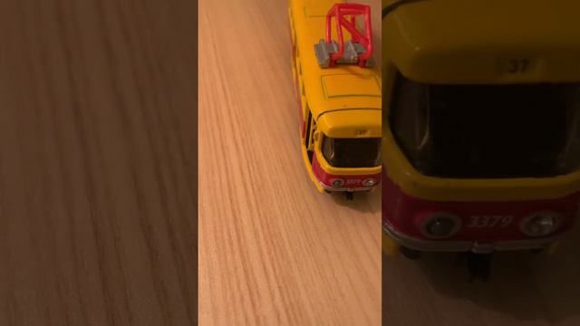 Обзор на трамвай т3 который ходит у меня в Краснодаре смотреть онлайн