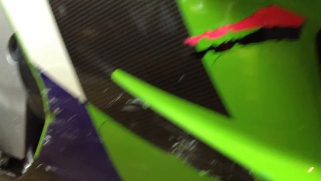 первое падение на kawasaki ninja zx-6r смотреть онлайн