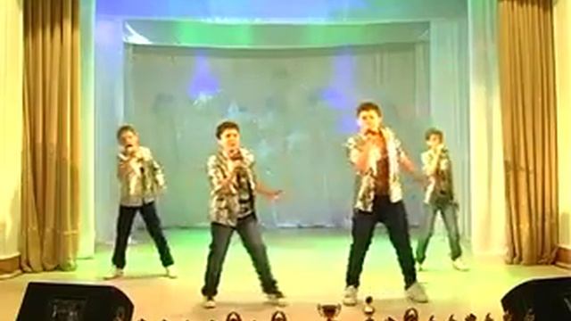 Влюблённый мальчишка - сл. И. Филимонова, муз. В. Козеев, исп. Экспромт бойз смотреть онлайн