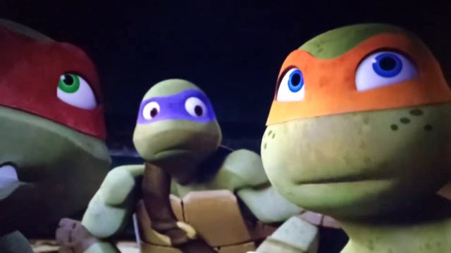 Донателло спрашивает кто звонит？！ смотреть онлайн