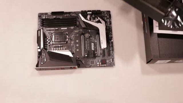Unboxing MSI Motherboard MPG Z390 Gaming Pro Carbon смотреть онлайн