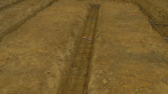 On construit notre maison et notre garage en même temps ! - EP.24 смотреть онлайн