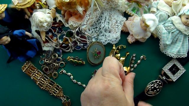 114.Этот ролик о украшениях моих личных, винтажных и современных. смотреть онлайн