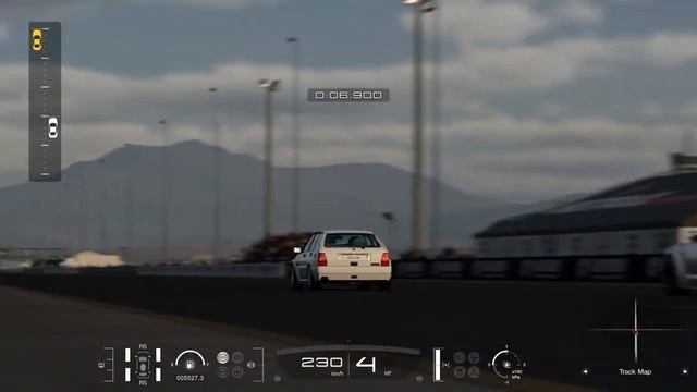 Gran Turismo 7: Lancia Delta Integrale Vs NISMO GTR - 1000m drag смотреть онлайн