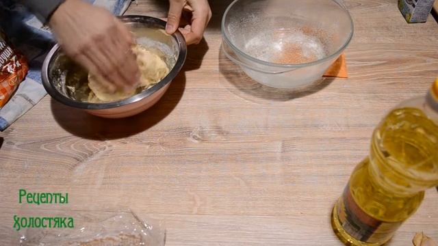 САХАРНЫЙ ПИРОГ СО СЛИВКАМИ смотреть онлайн