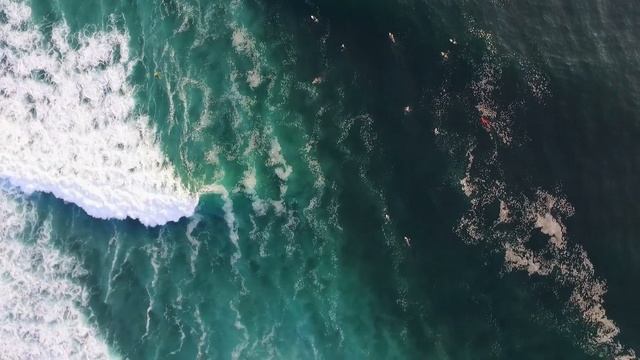 VUE AERIENNE SURFEUR смотреть онлайн