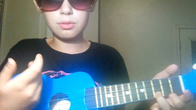 НАЧАЛЬНЫЕ АККОРДЫ НА УКУЛЕЛЕ🎸🎵 смотреть онлайн