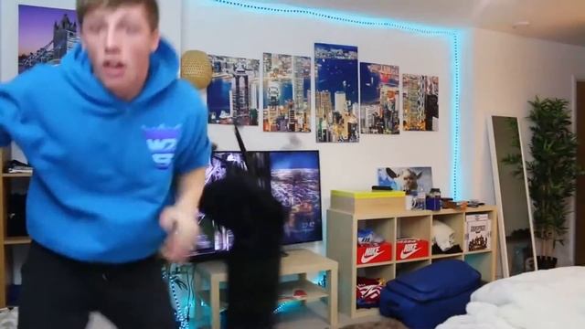 разбил телек / реакция на выпадение toty роналду смотреть онлайн