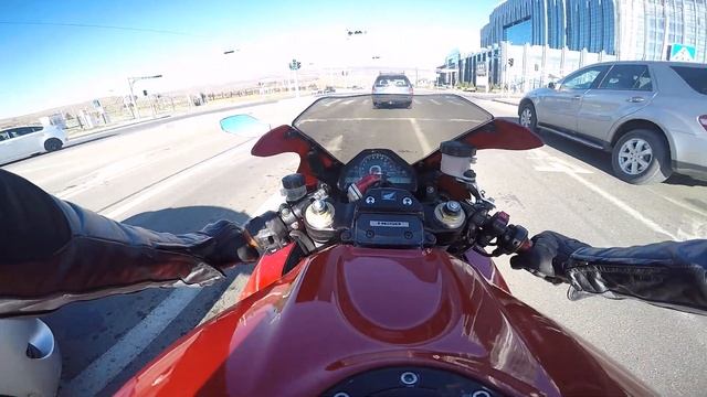 Honda cbr1000rr смотреть онлайн