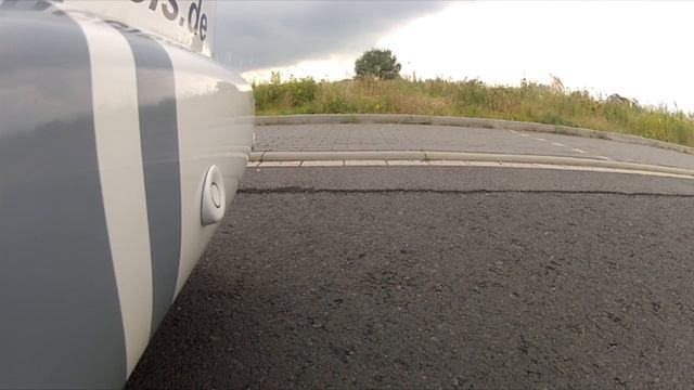 Volkswagen Caddy 2012 2.0 TDI CR 200PS Diesel Sound смотреть онлайн