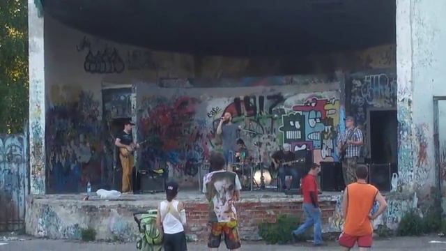 F.F.G. - репетиция в Клетке (Добросельский парк) смотреть онлайн