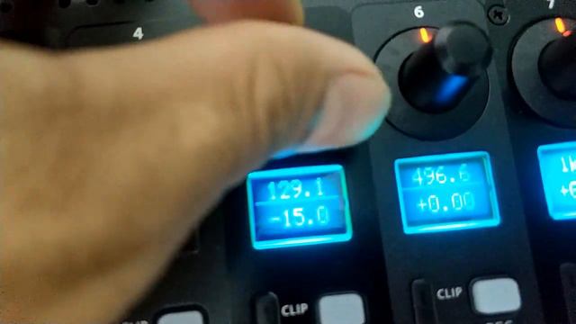 Kết nối Behringer X Touch vs XR18 Xr16 Xr12 смотреть онлайн