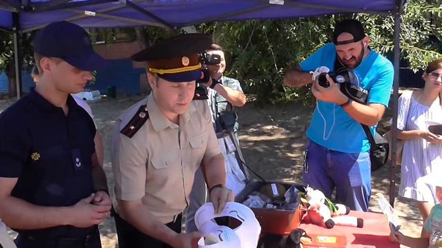 Спасатели экзаменуют маленьких запорожцев смотреть онлайн