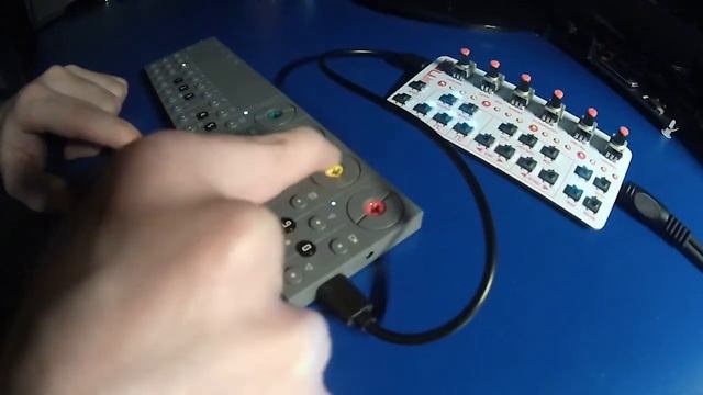 #Jamuary2020 - 08 Chiptune beat on a Twisted Electrons HapiNES смотреть онлайн