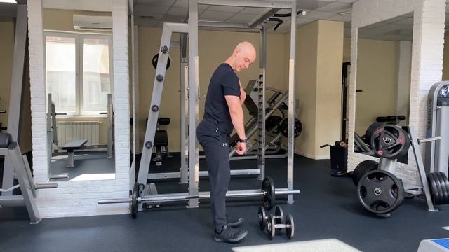 Протяжка с гантелями смотреть онлайн