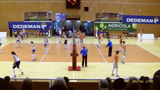 CEV Cup: Stiinta Bacau - Dinamo Krasnodar 0-3, incalzirea смотреть онлайн