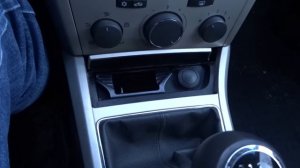 Как поменять предохранитель прикуривателя на Опель Астра Н / Opel Astra H