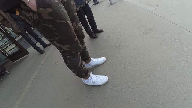 Везём кошку в деревню на поезде и автобусе. Прогулка по Череповцу, разговор с таксистами. смотреть онлайн