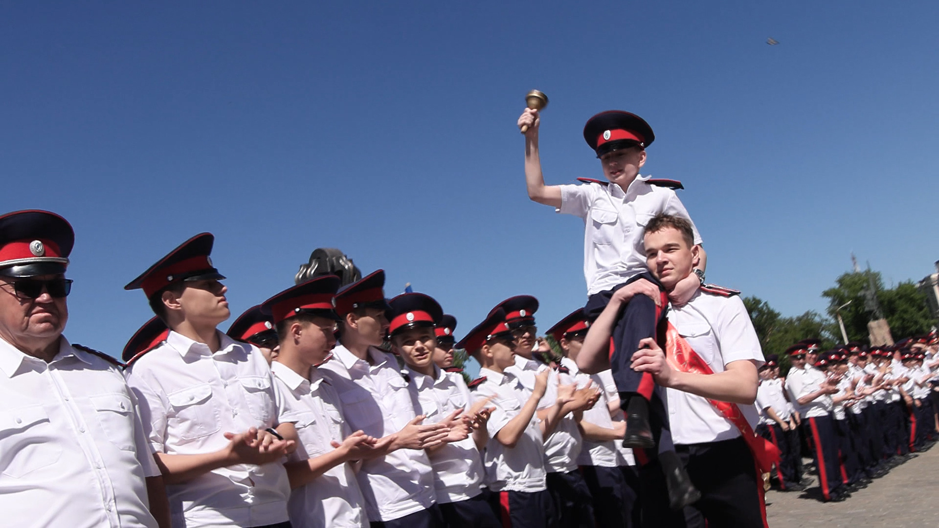 Последний звонок 2024 смотреть онлайн