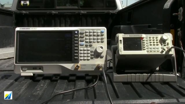 Portable Power Examples with the SIGLENT SSA3000X Spectrum Analyzer from Saelig смотреть онлайн