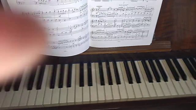 Бах - маленькая прелюдия До мажор (Разбор) смотреть онлайн