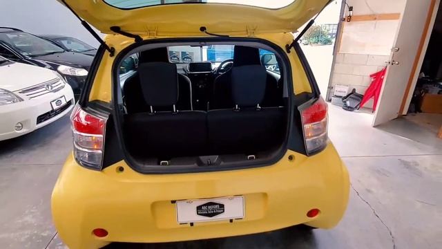 2009 Toyota IQ 130G plus смотреть онлайн