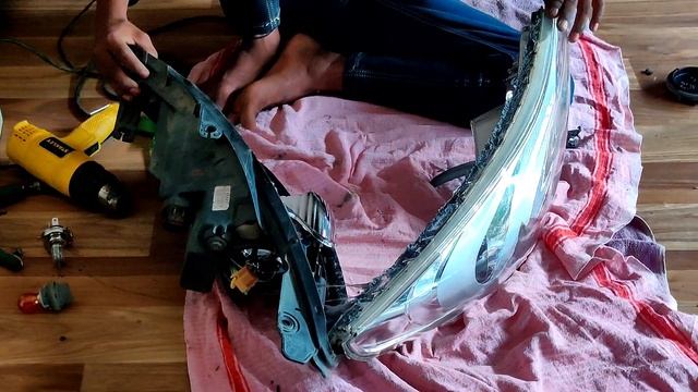 Installing Universal Projector Headlamps for all cars | Xenon Planet Retrofit | смотреть онлайн