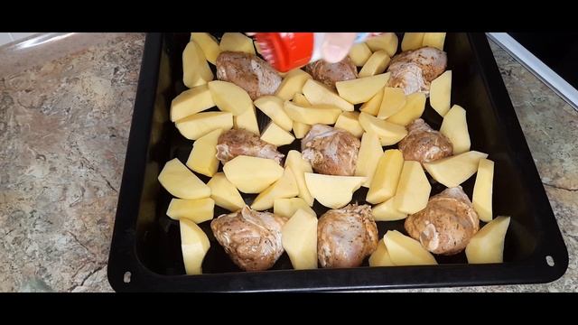 Куриные ножки с картошкой в духовке. КАК ПРИГОТОВИТЬ.РЕЦЕПТ. смотреть онлайн
