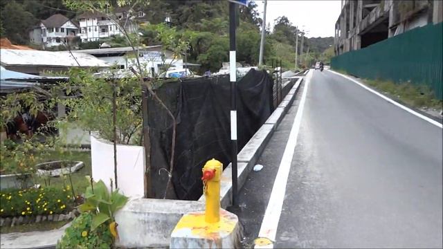 My $7 A Night Budget Room In The Cameron Highlands, Malaysia - Twin Pines Guesthouse, Tanah Rata смотреть онлайн