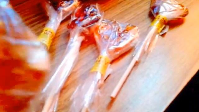 Гостинцы- сладкие петушки и Ангелок смотреть онлайн