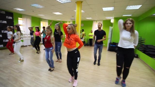 WILD THOUGHTS -Rihanna & Dj Khaled - Bachata sensual (Be_one dance ) смотреть онлайн