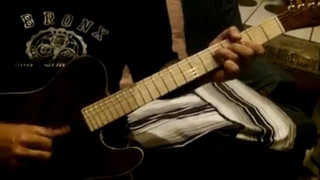 Woody Woodcasters Acoustic Tele Demo смотреть онлайн