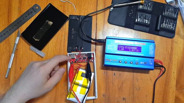 Повербанк на солнечной батарее