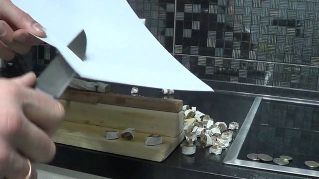 Канатный тест ножа из стали У10 смотреть онлайн