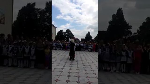 брат и сестра танец смотреть онлайн