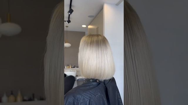 ДО И ПОСЛЕ #blonde #мелирование #airtouch #loreal #колористизмир #парикмахеризмир смотреть онлайн