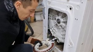 Дёргается барабан, выдаёт ошибку LE! Не отжимае стиральная машина LG!